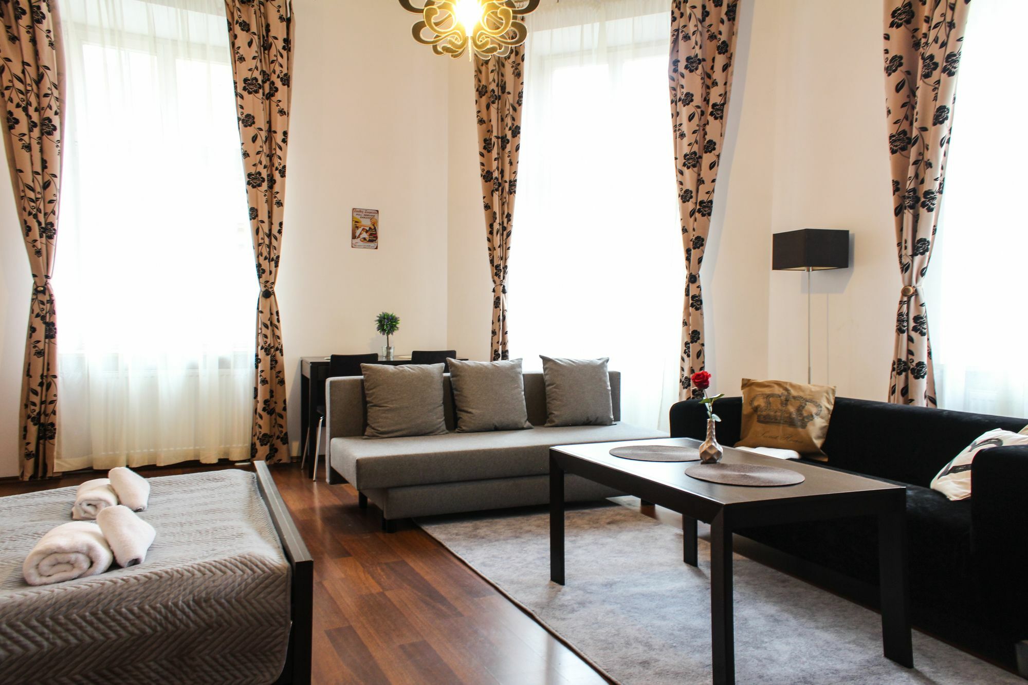 Old Town Apartments Krupnicza Krakow Ngoại thất bức ảnh